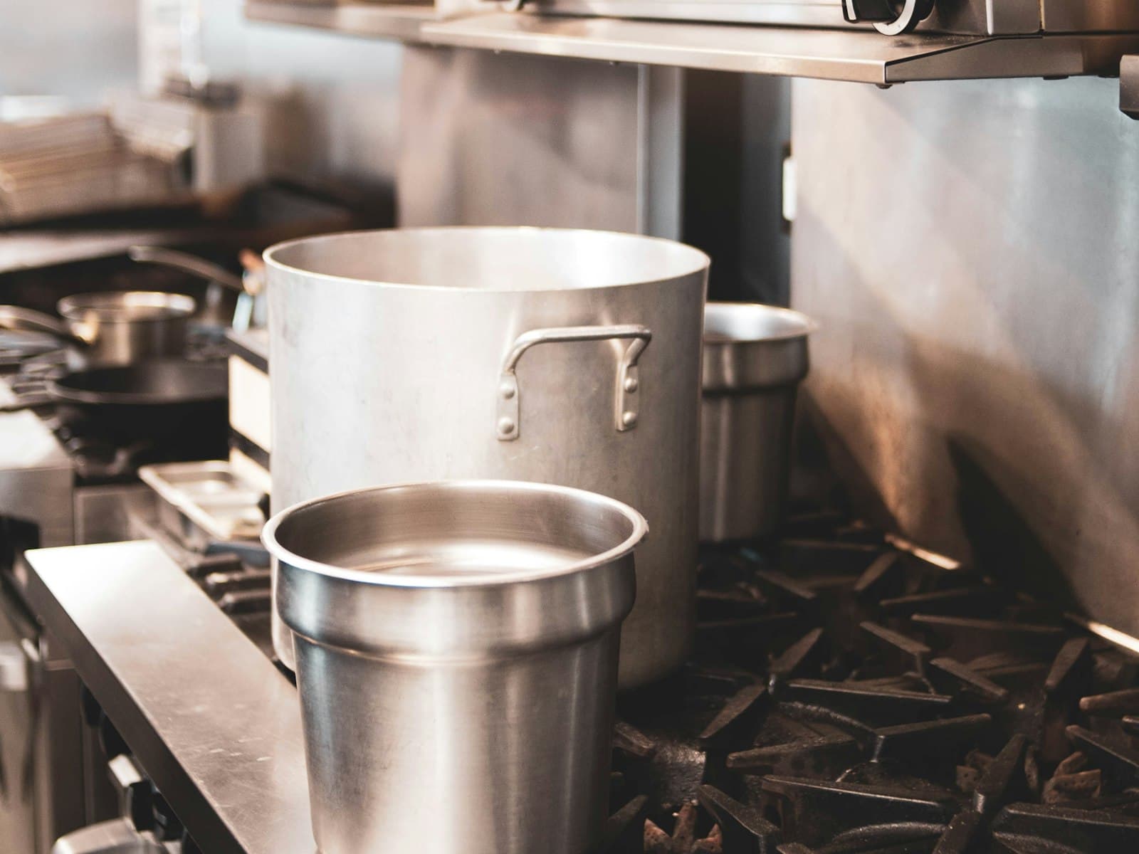 Stainless steel commercial kitchen equipment